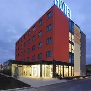 Hotel Qualitel Hilpoltstein, Hilpoltstein