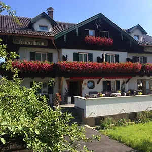 Guest house Gaestehaus Sonnenheim, Mittenwald